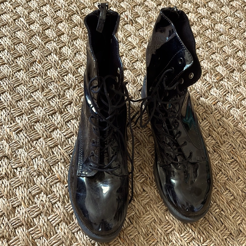 Cute black shiny boots- light worn